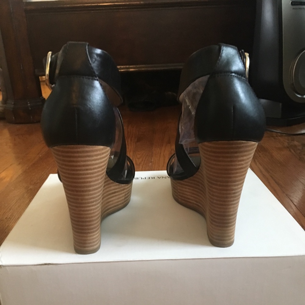 🍌Banana Republic Wedge Heels - Picture 5 of 7